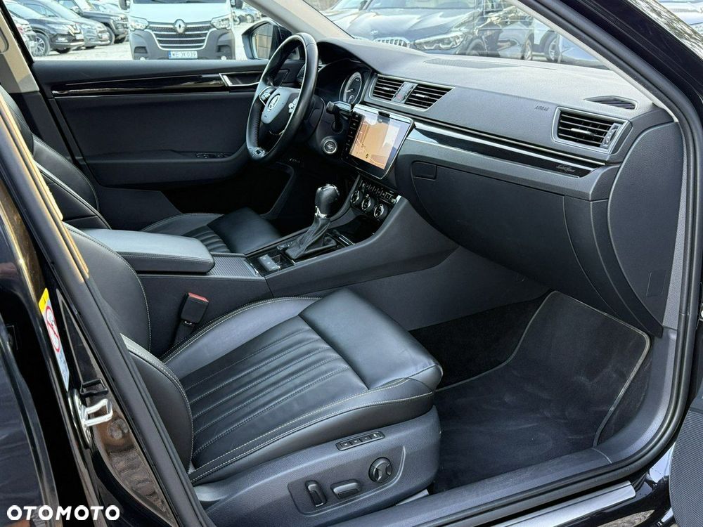 Skoda Superb 2.0 TSI L&K DSG - 22