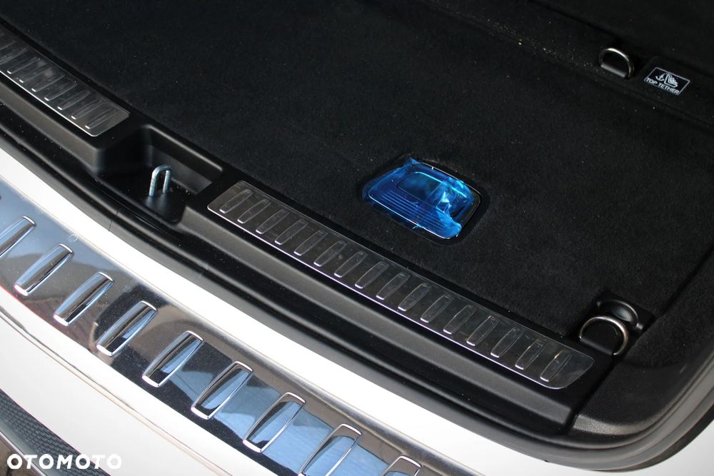 Mercedes-Benz GL 500 4-Matic - 30