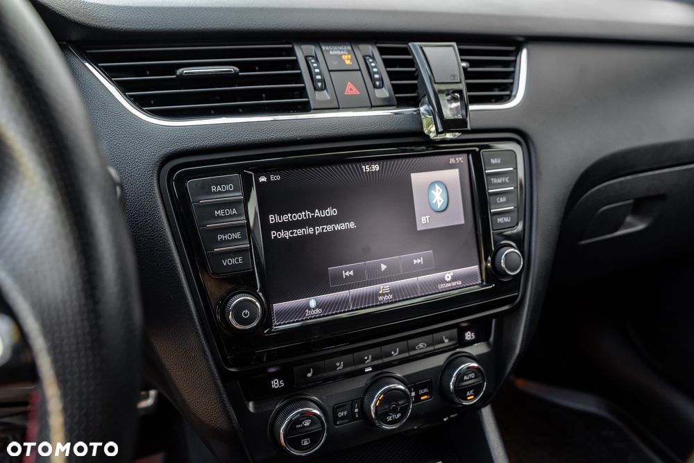 Skoda Octavia 2.0 TSI (Green tec) DSG RS - 31