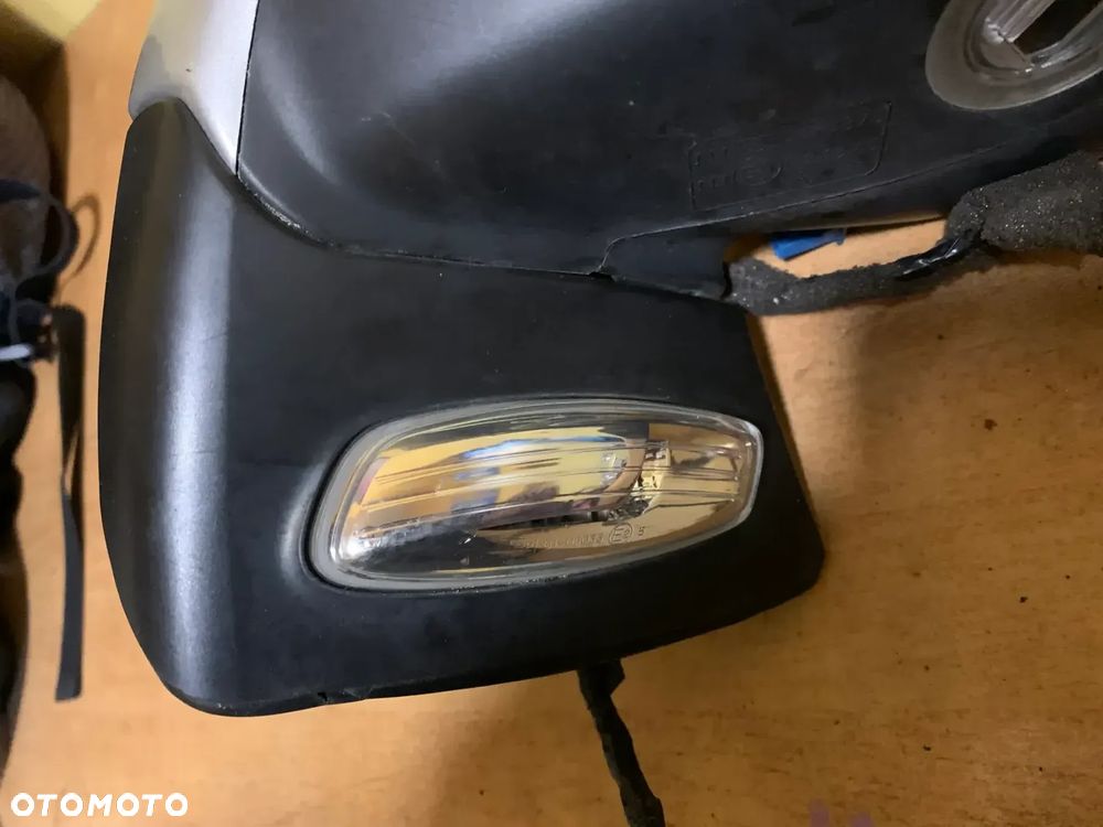 CITROEN C4 GRAND PICASSO LUSTERKO LEWE 5+3PIN - 3