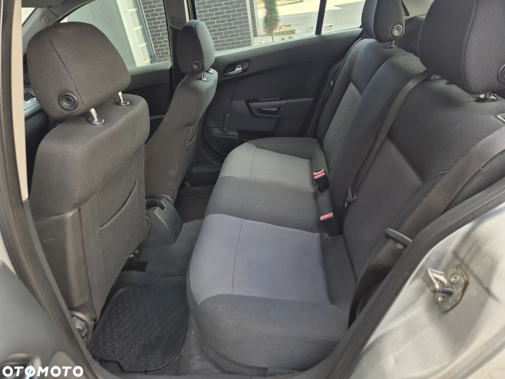 Opel Astra III 1.6 - 13