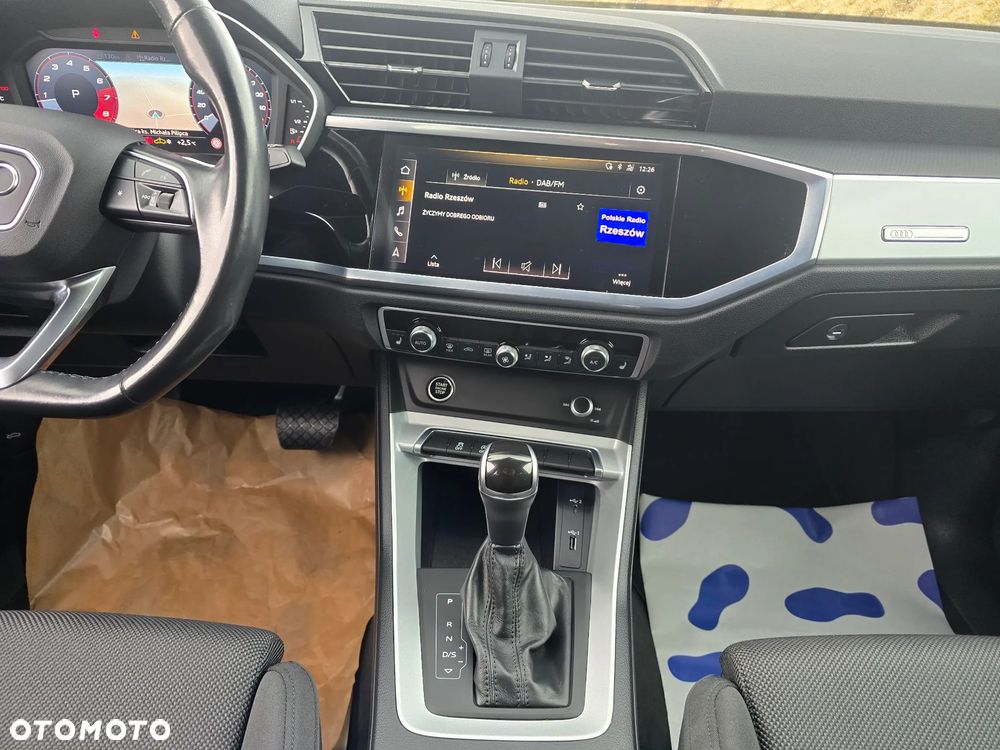 Audi Q3 35 TFSI Advanced S tronic - 25