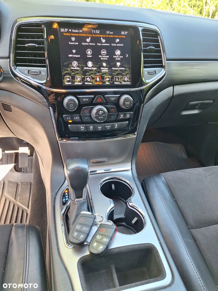 Jeep Grand Cherokee - 10