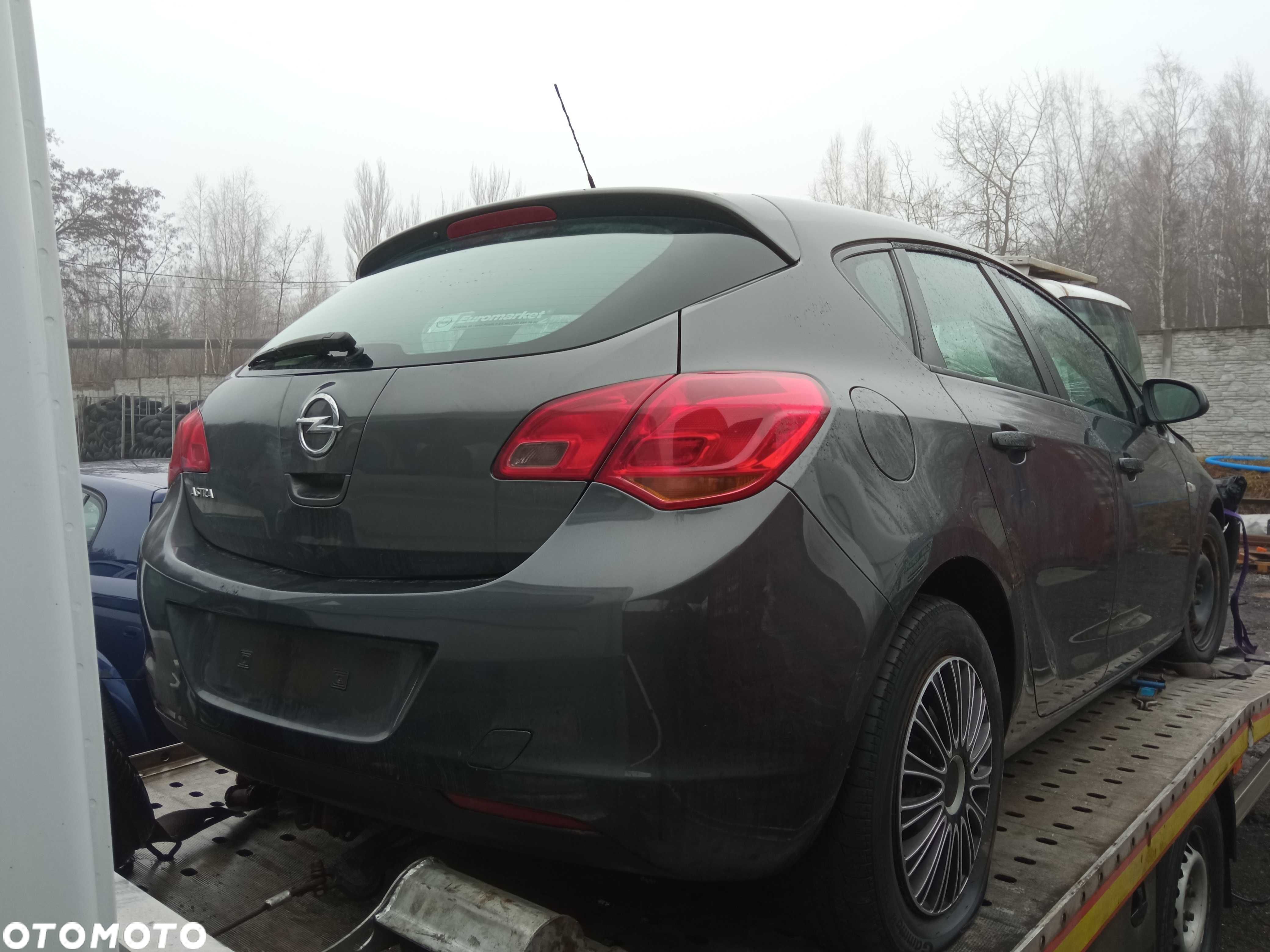 OPEL ASTRA J 1.6 A16XER 115KM *na części* - 1