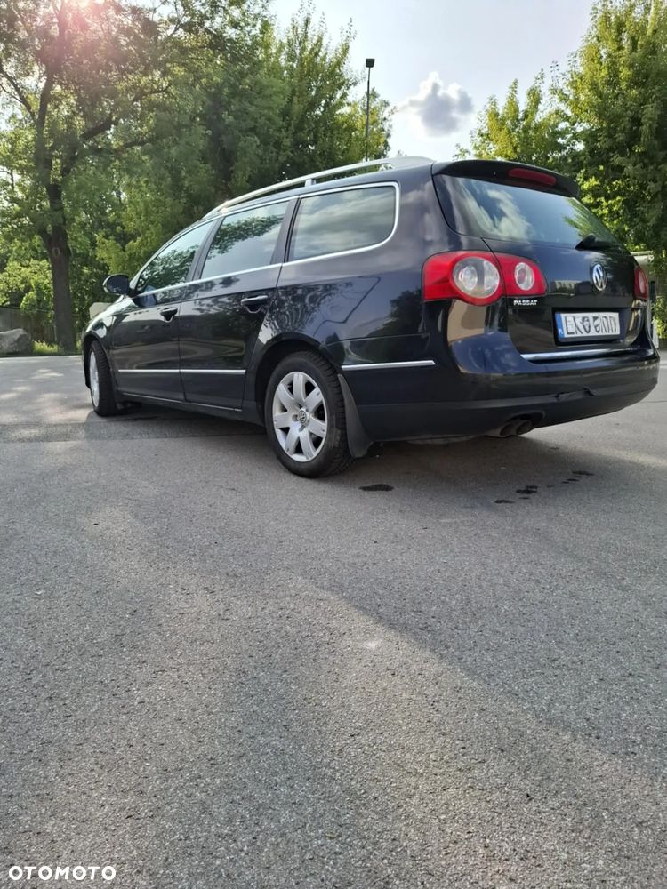 Volkswagen Passat 2.0 TDI DPF Highline - 10