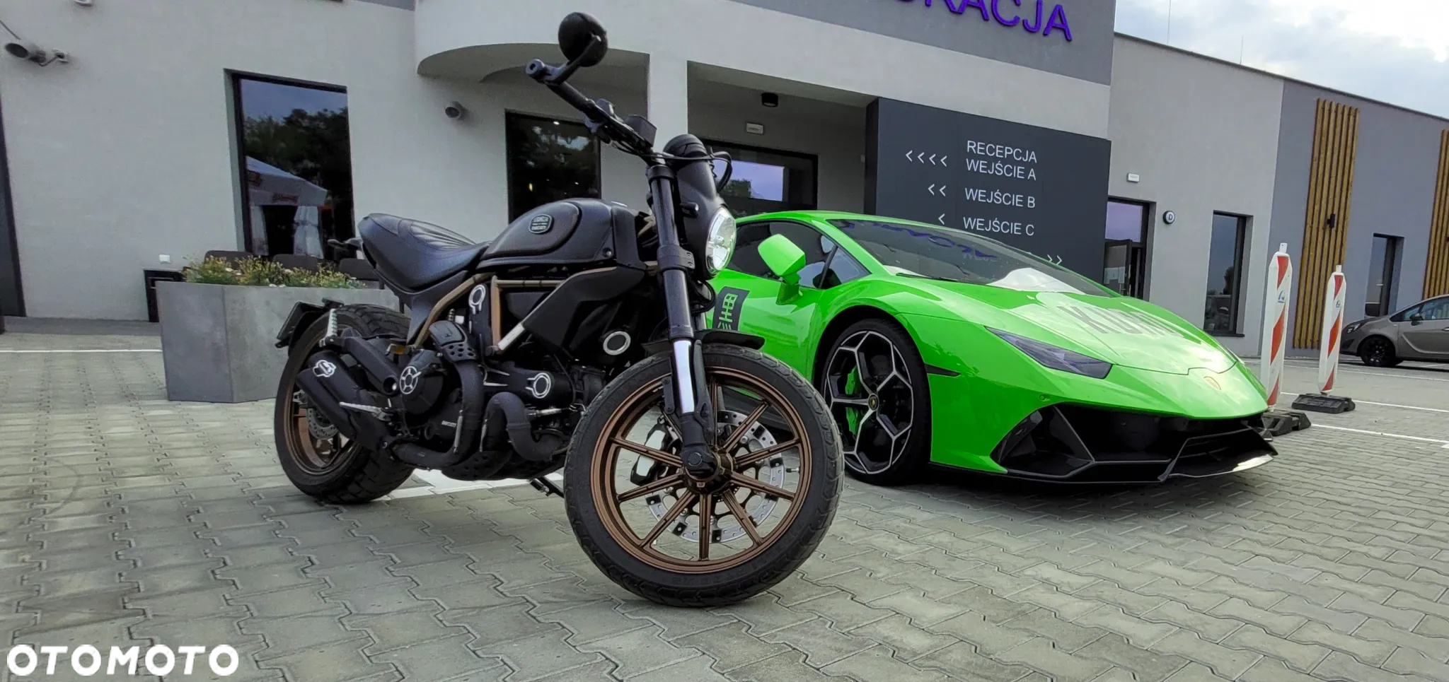 Ducati Scrambler - 15
