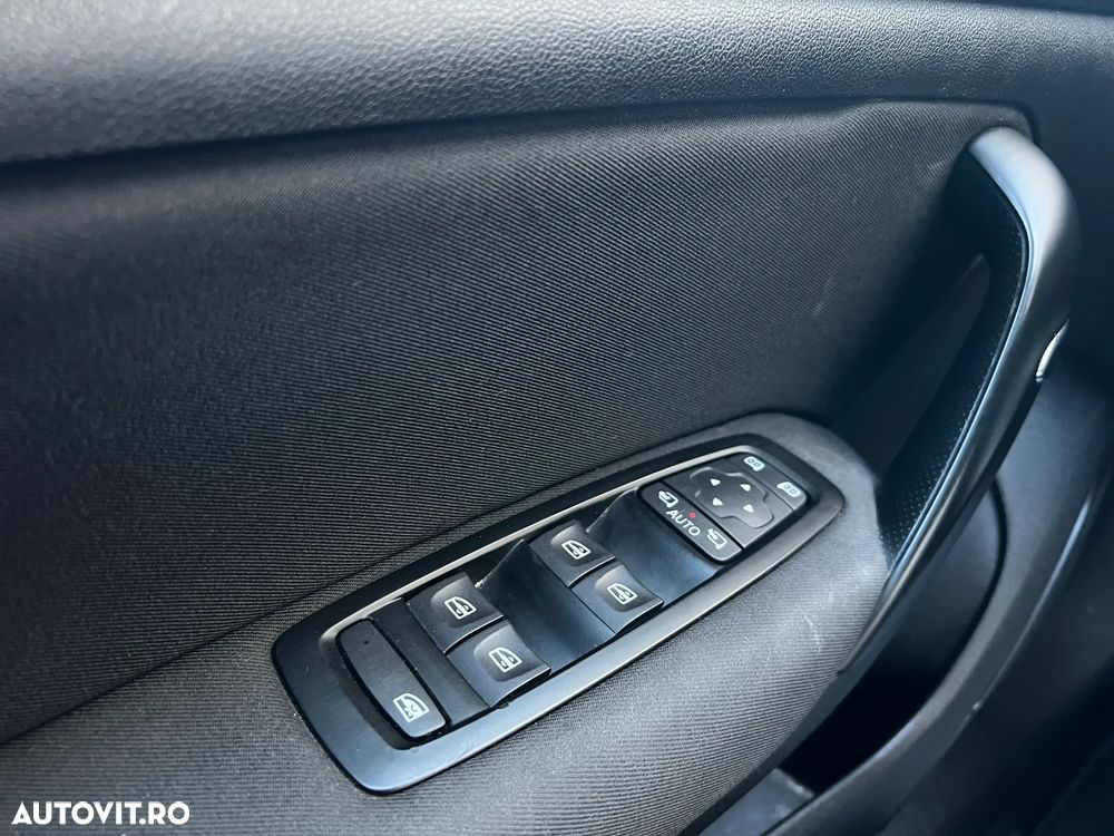 Renault Megane Estate 1.5 dCI EDC Intens - 17