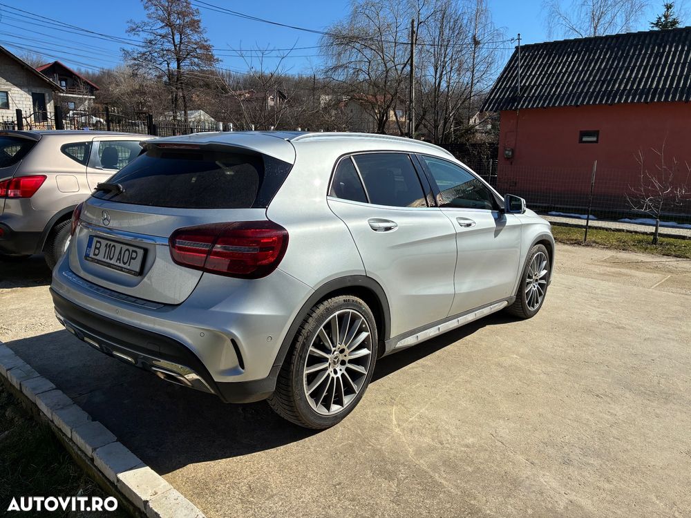 Mercedes-Benz GLA 250 4MATIC 7G-DCT AMG Line - 4