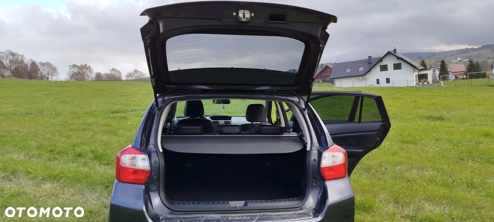 Subaru XV 2.0i Exclusive - 10