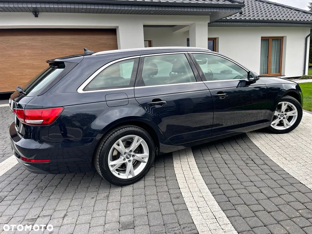Audi A4 Avant 2.0 TDI ultra sport - 11