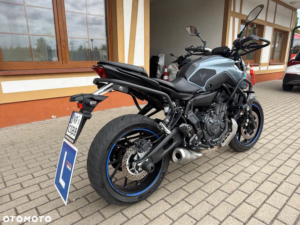 Yamaha MT - 5