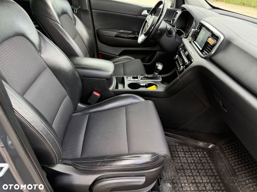 Kia Sportage - 25
