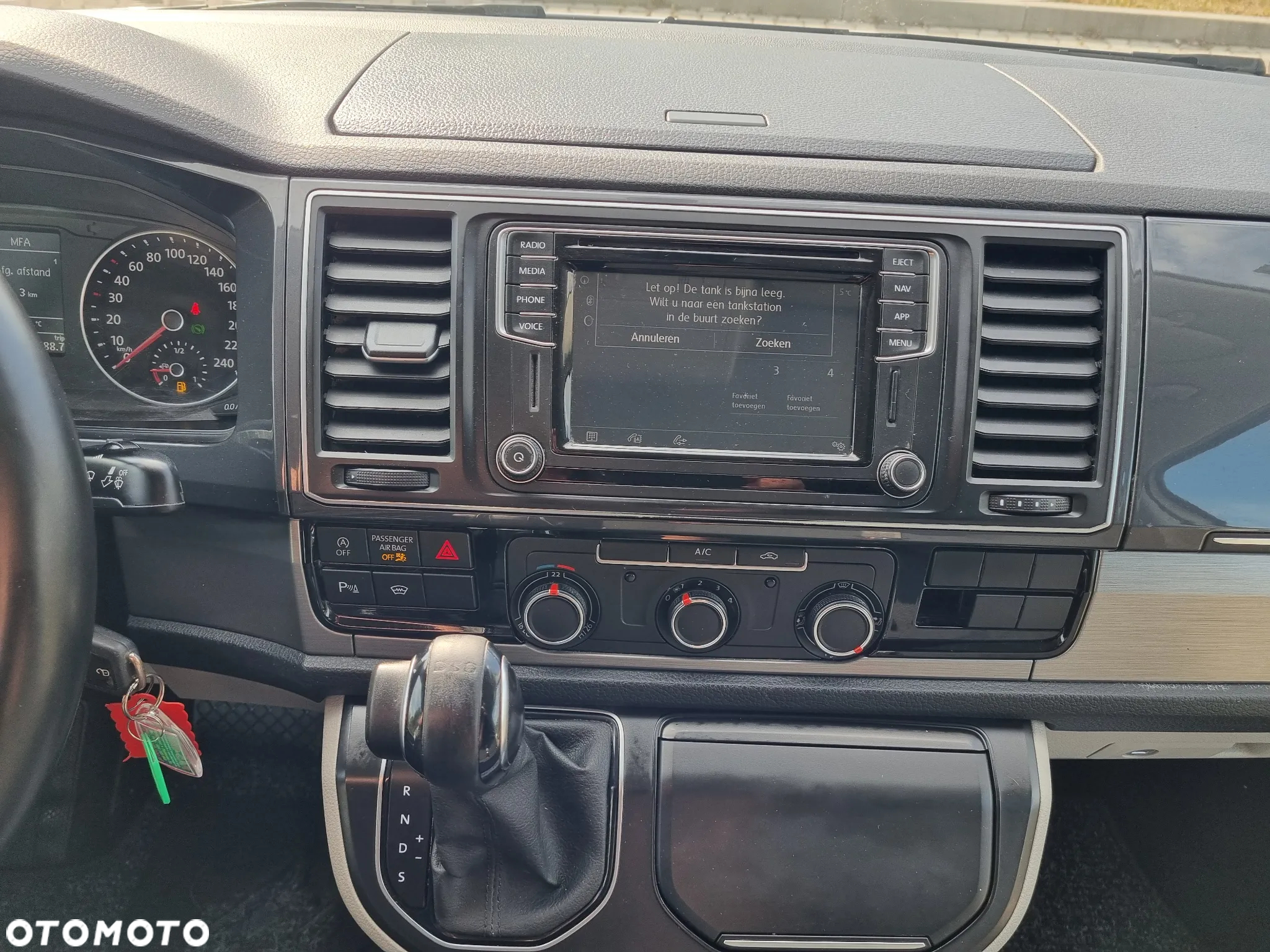 Volkswagen Transporter - 18