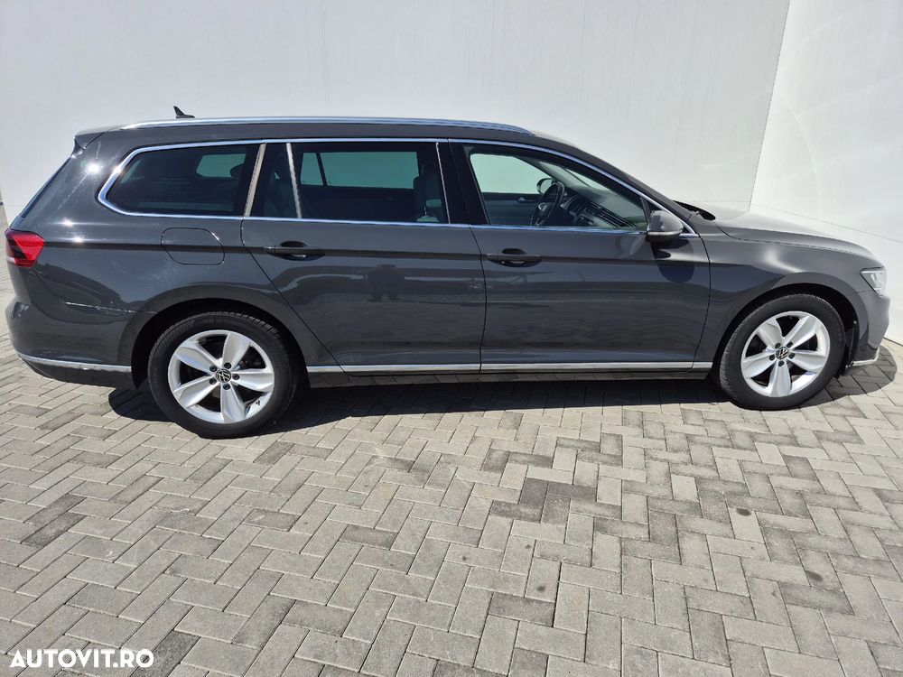 Volkswagen Passat 2.0 TDI DSG 4Mot Highline - 6