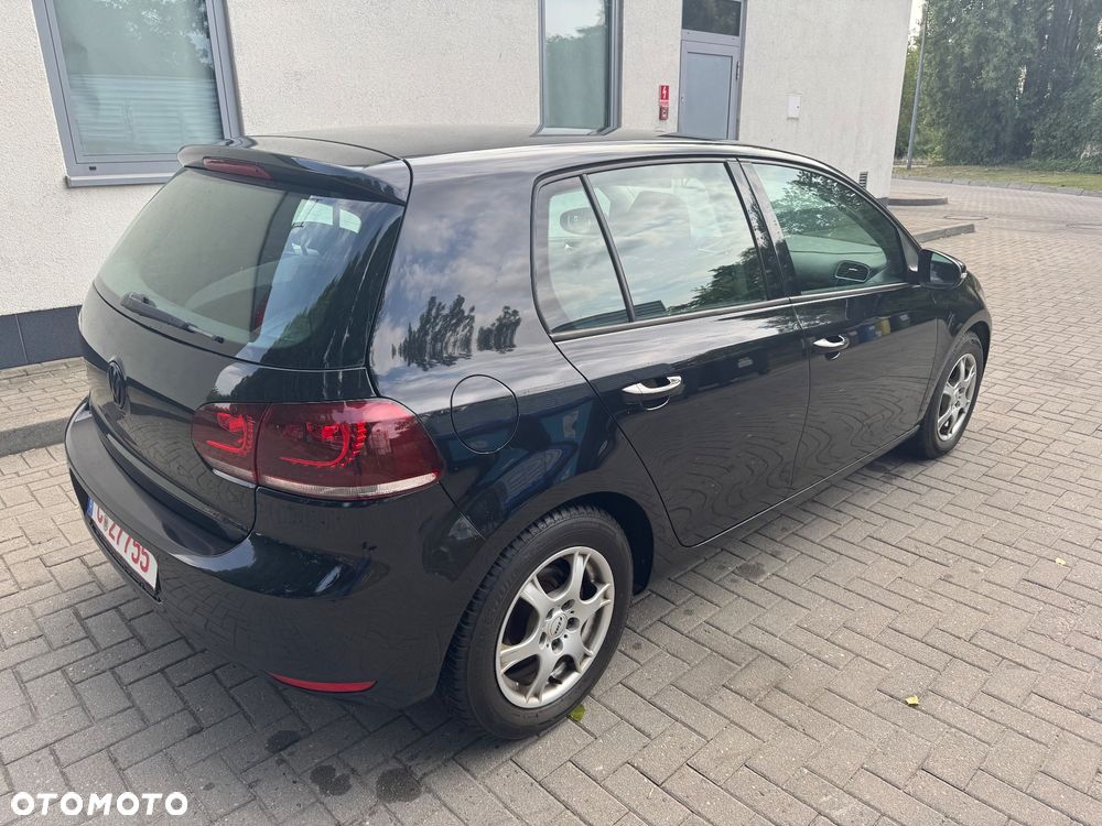 Volkswagen Golf VI 1.6 Comfortline DSG - 11