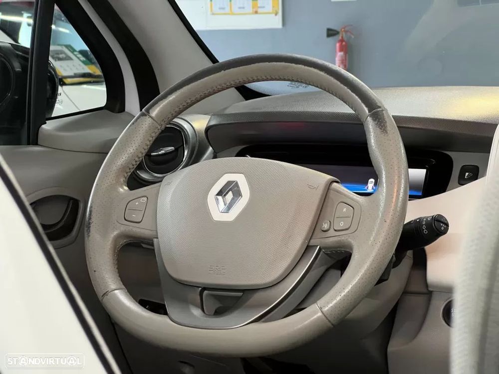 Renault Zoe (c/ Bateria) 41 kwh Intens - 17