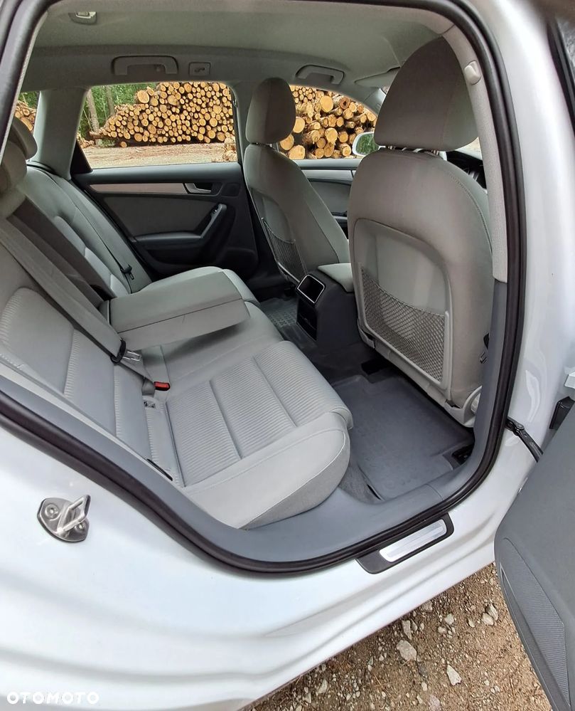 Audi A4 Avant - 6