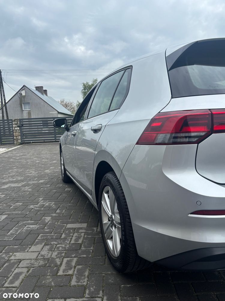 Volkswagen Golf VIII 2.0 TDI - 8