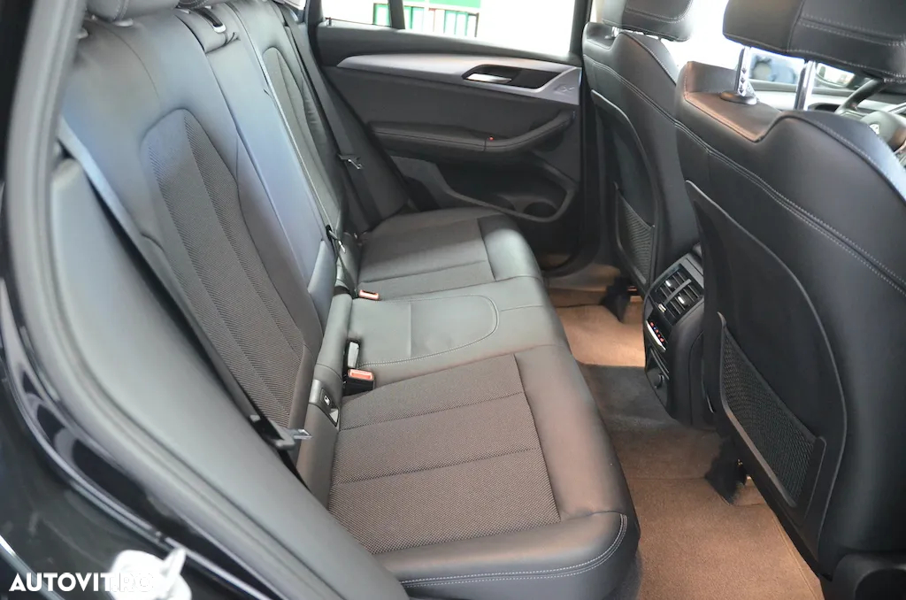 BMW X3 xDrive20d AT Advantage - 13