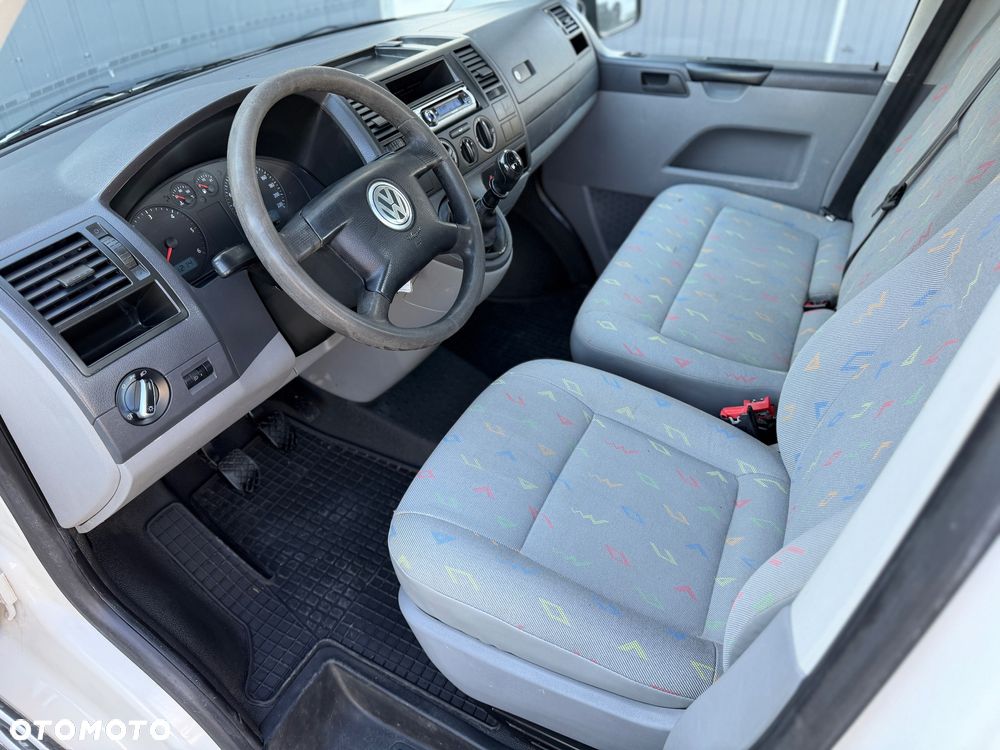 Volkswagen Transporter skrzyniowy - 8