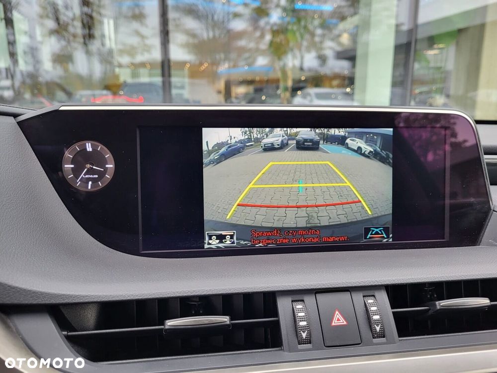 Lexus ES - 23