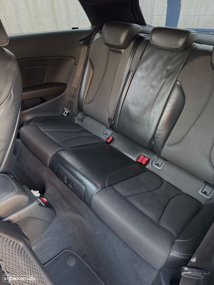 Audi A3 1.6 TDI S-line - 13