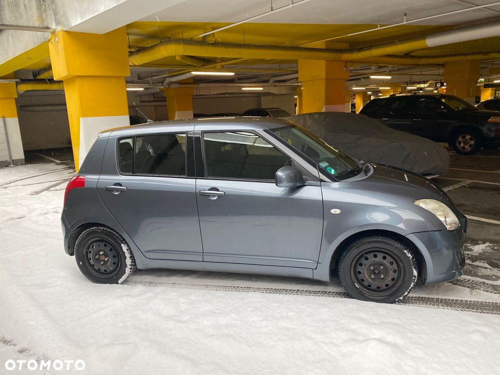 Suzuki Swift - 11