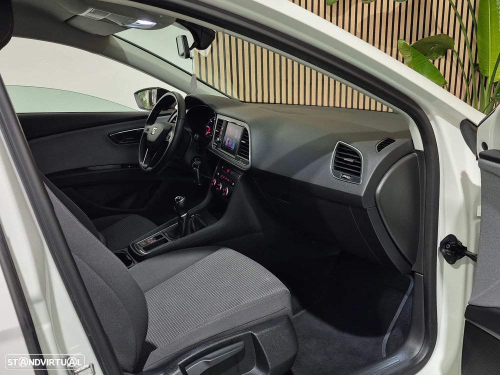 SEAT Leon 1.6 TDI S&S Style - 24