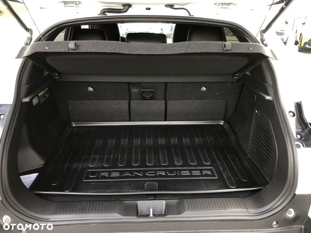 Toyota Urban Cruiser 61kWh 4x4 Executive - 18