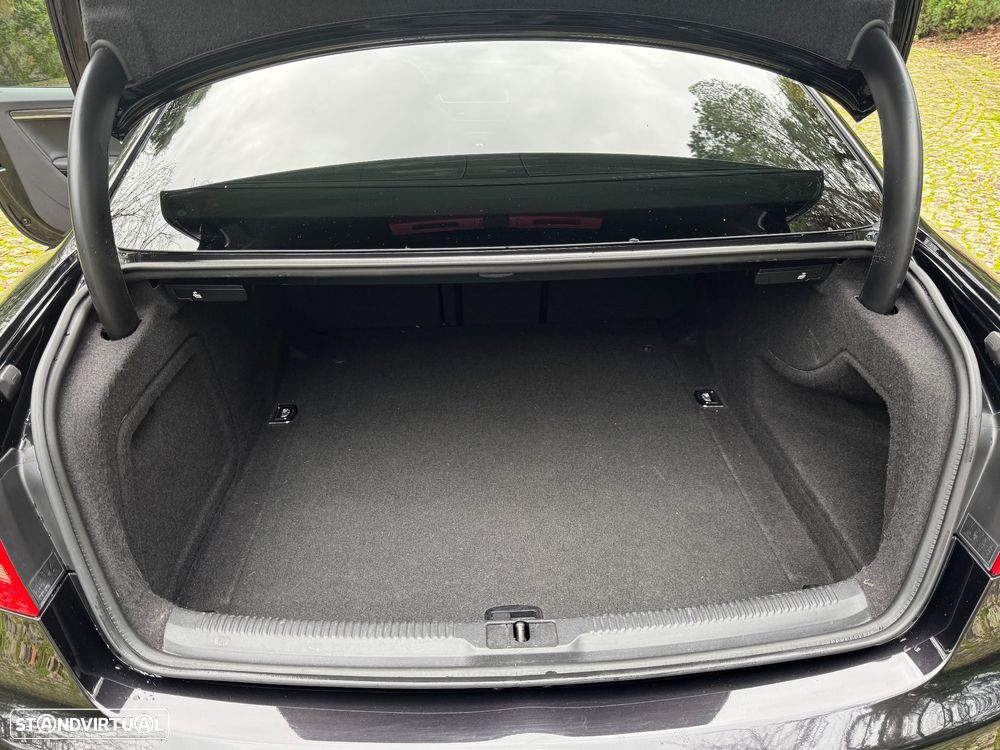 Audi RS5 4.2 FSi quattro S tronic - 34