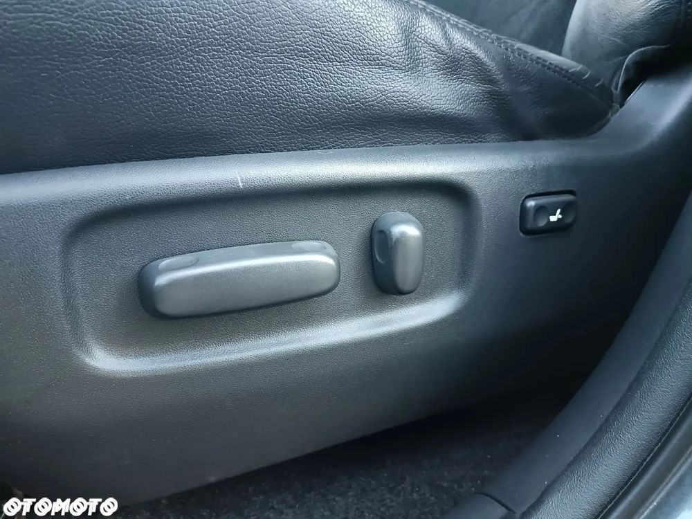 Toyota RAV4 2.2 D-4D 4x4 Executive - 30