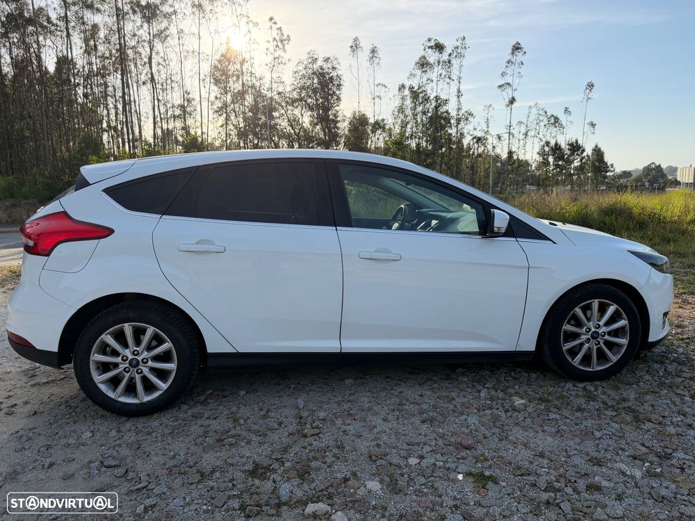 Ford Focus 1.5 TDCi Titanium - 4