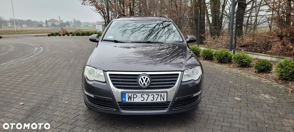 Volkswagen Passat - 10