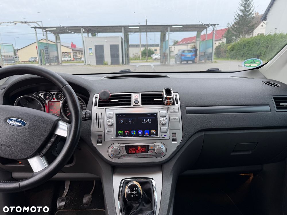 Ford Kuga 2.0 TDCi Trend FWD - 12