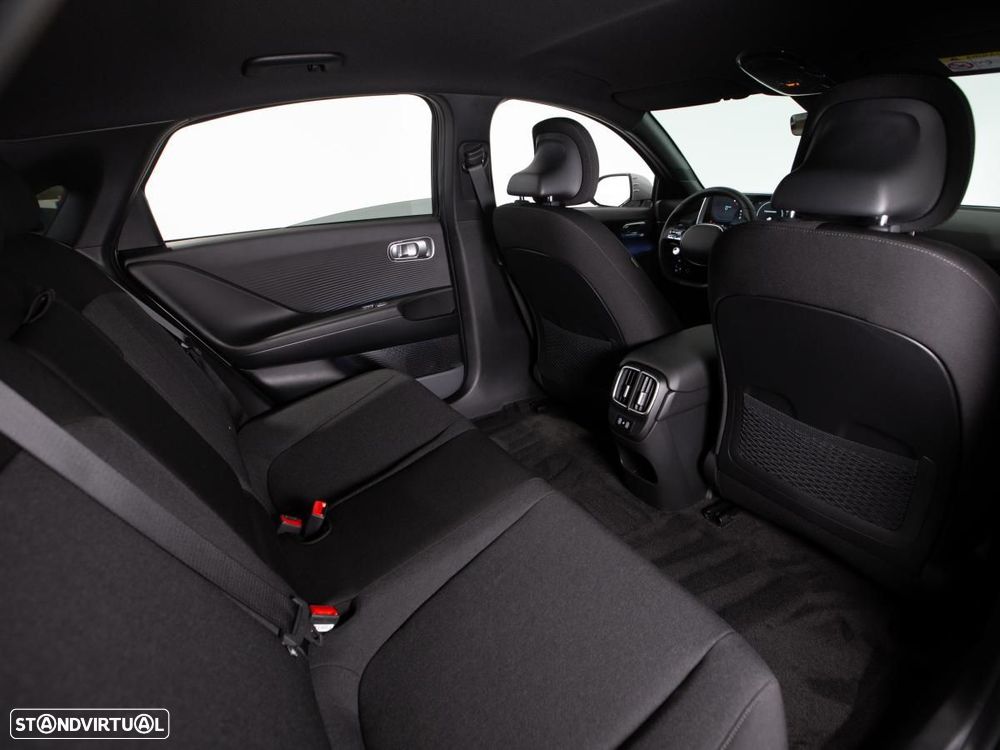 Hyundai Ioniq 6 - 11