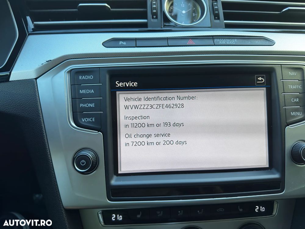 Volkswagen Passat - 13