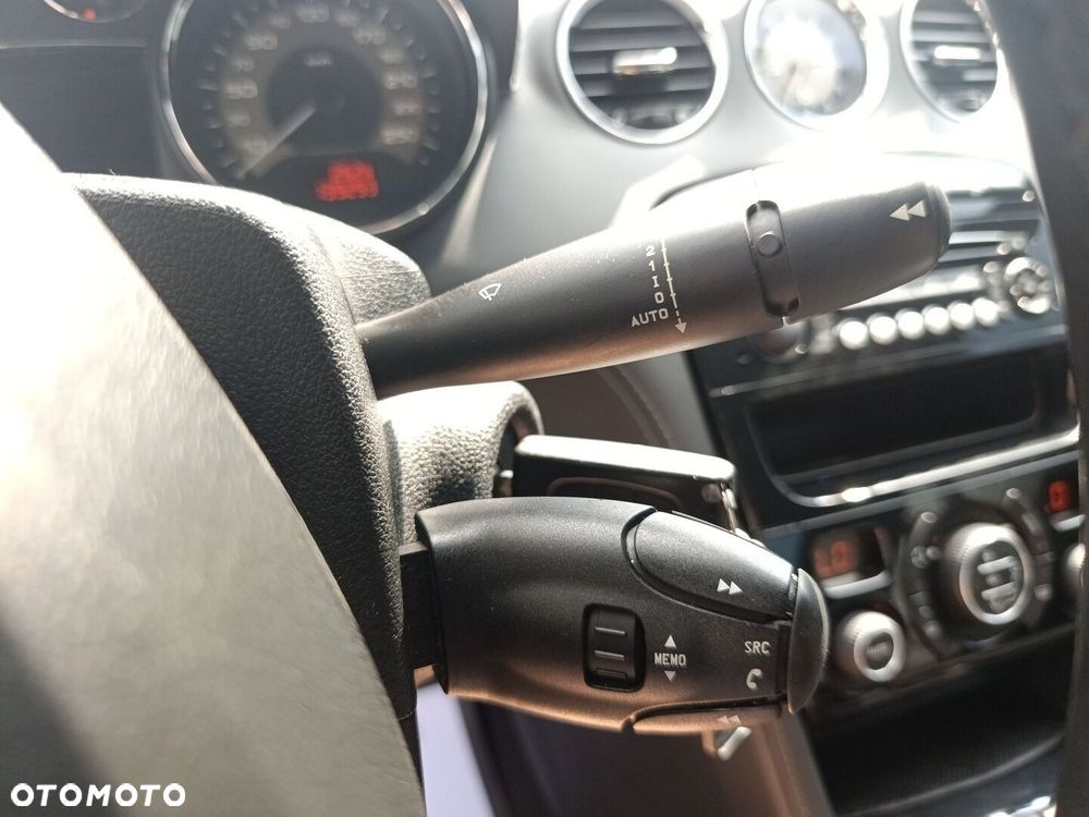 Peugeot RCZ 1.6 THP - 23