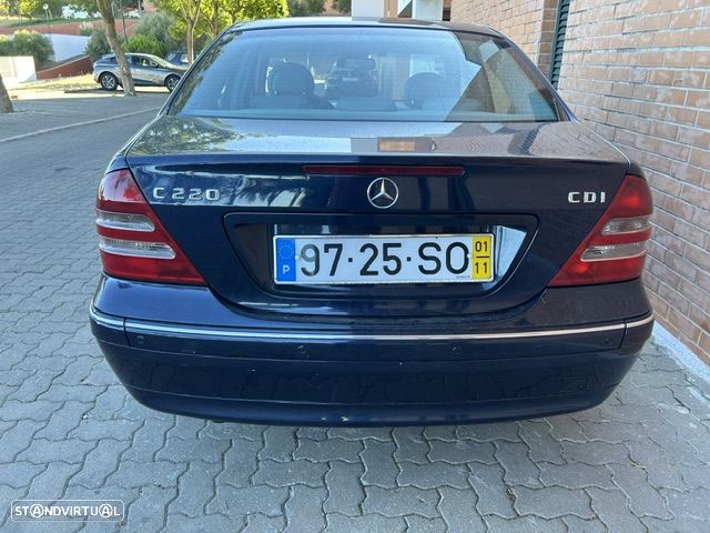 Mercedes-Benz C 220 - 11