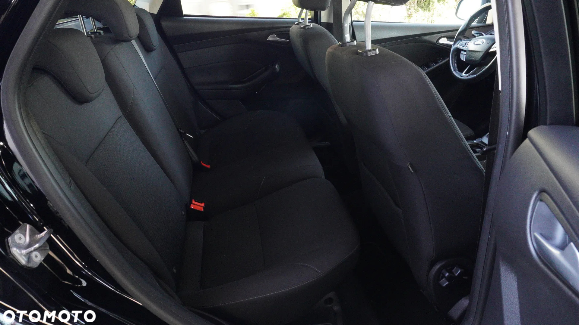 Ford Focus 1.5 EcoBlue Active Business - 27
