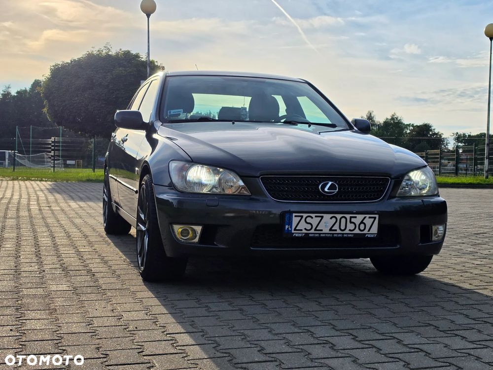 Lexus IS 200 Prestige - 2