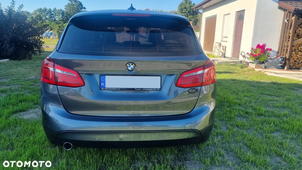 BMW Seria 2 218i - 4