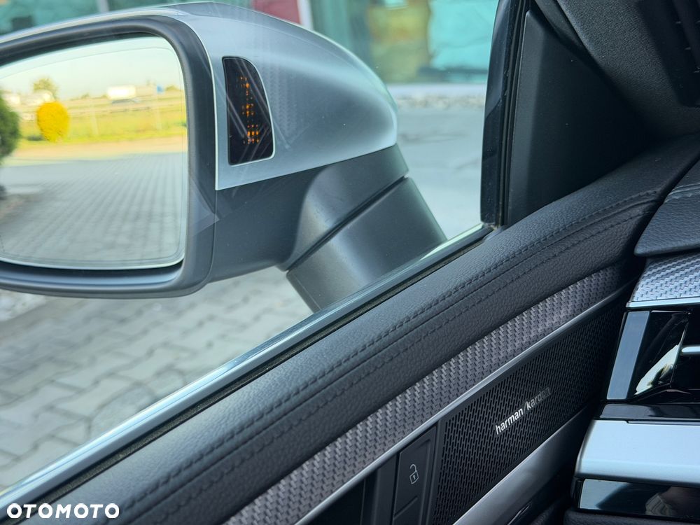Volkswagen Arteon 2.0 TSI 4Motion R DSG - 28