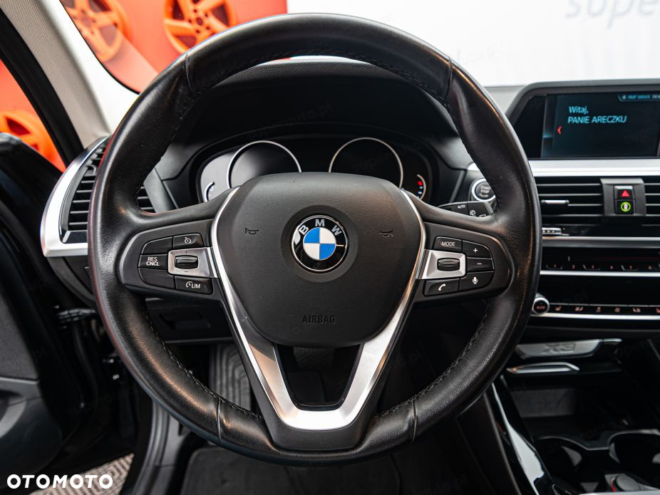 BMW X3 xDrive20i Advantage - 12