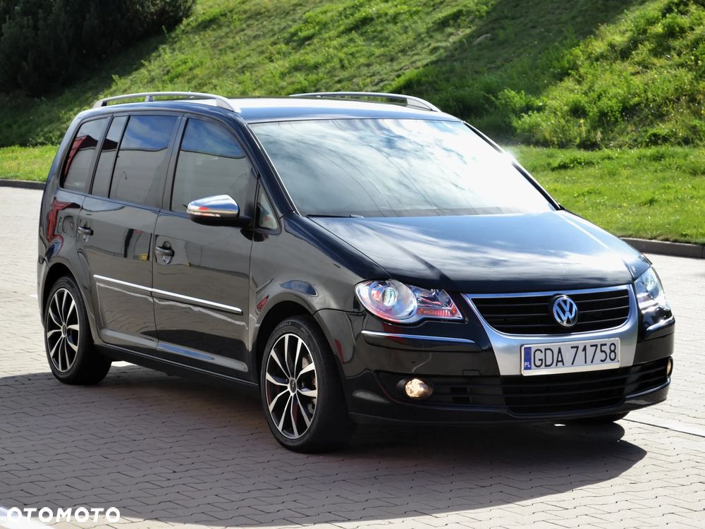 Volkswagen Touran 1.9 TDI DPF DSG Highline - 3