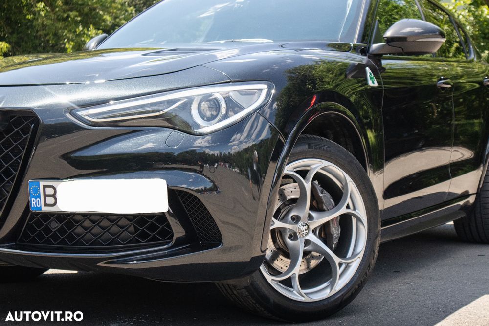 Alfa Romeo Stelvio 2.9 V6 Turbo AWD AT8 Quadrifoglio - 4