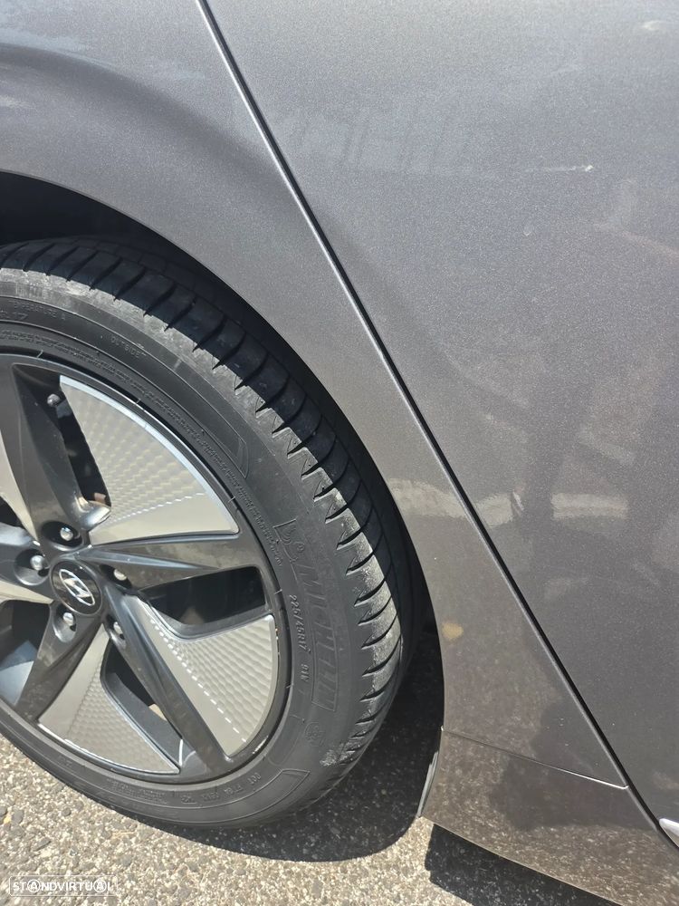 Hyundai Ioniq 1.6 GDI HEV - 8
