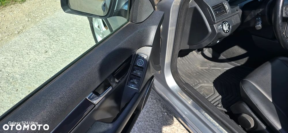 Mercedes-Benz Klasa C 200 CDI BlueEff Elegance - 25