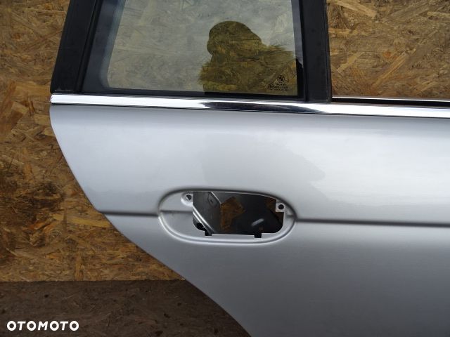 DRZWI PRAWY TYŁ PRAWE TYLNE BMW E39 LIFT KOMBI 00-04 LAK:TITANSILBER METALLIC 354/7 NR836 - 2