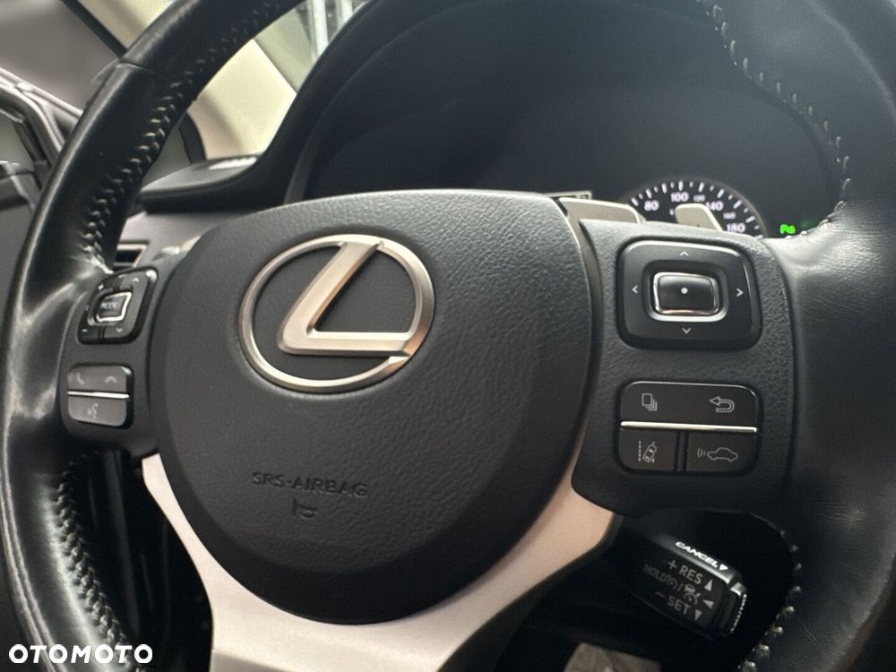 Lexus NX 2019
