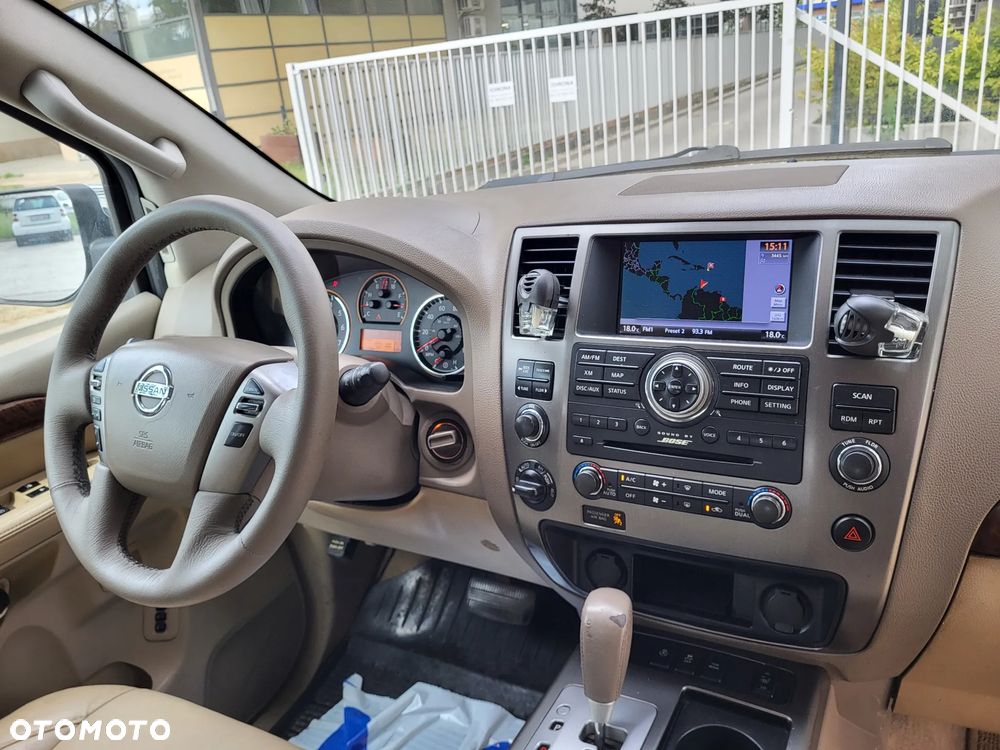 Nissan Armada - 10